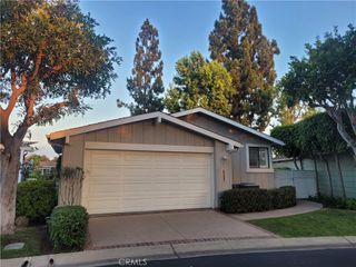 2509 View Lake 144, Santa Ana, CA 92705