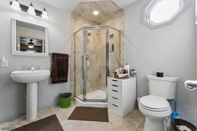 116 Pasadena Ave, Hasbrouck Heights Boro, NJ 07604