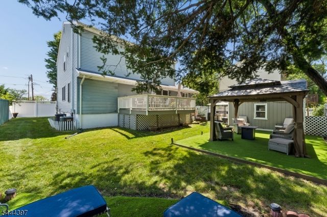 116 Pasadena Ave, Hasbrouck Heights Boro, NJ 07604