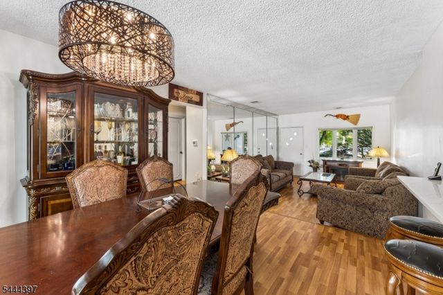 116 Pasadena Ave, Hasbrouck Heights Boro, NJ 07604