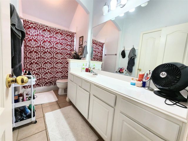 2158 Brittany Colony Drive, League City, TX 77573