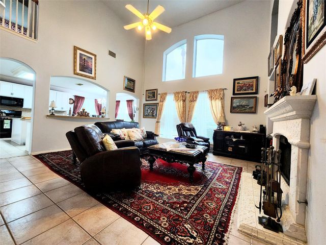 2158 Brittany Colony Drive, League City, TX 77573