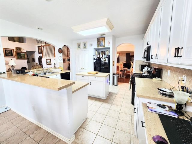 2158 Brittany Colony Drive, League City, TX 77573