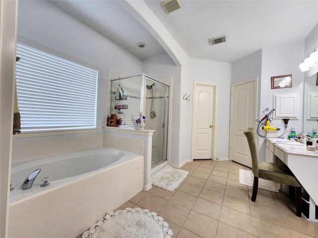 2158 Brittany Colony Drive, League City, TX 77573