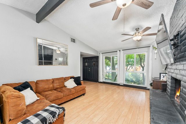 7640 Sycamore Dr, Citrus Heights, CA 95610