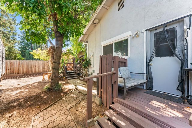 7640 Sycamore Dr, Citrus Heights, CA 95610