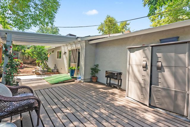 7640 Sycamore Dr, Citrus Heights, CA 95610