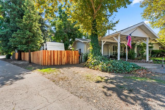7640 Sycamore Dr, Citrus Heights, CA 95610