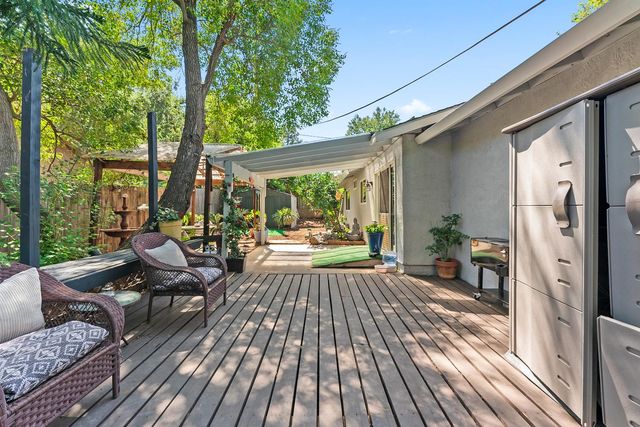 7640 Sycamore Dr, Citrus Heights, CA 95610