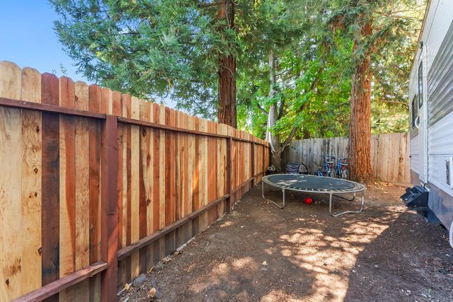 7640 Sycamore Dr, Citrus Heights, CA 95610