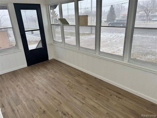 134 W Auburn Road, Rochester Hills, MI 48307