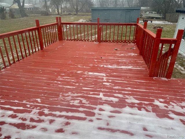 134 W Auburn Road, Rochester Hills, MI 48307