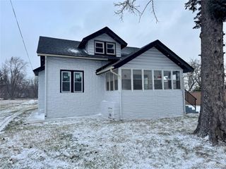 134 W Auburn Road, Rochester Hills, MI 48307