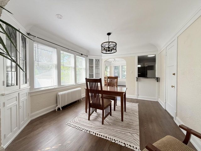 6118 W Wisconsin AVENUE, Wauwatosa, WI 53213