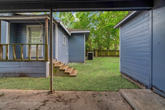 121 NE 8TH, Paris, TX 75460