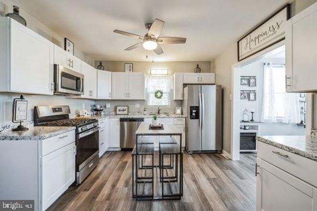 1144 BERKLEY RD, Gibbstown, NJ 08027