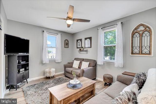 1144 BERKLEY RD, Gibbstown, NJ 08027
