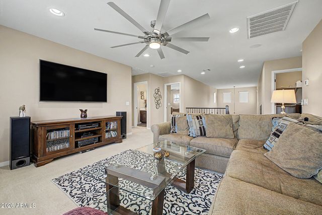 2812 E PEARL Street, Mesa, AZ 85213