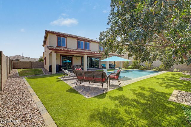 2812 E PEARL Street, Mesa, AZ 85213