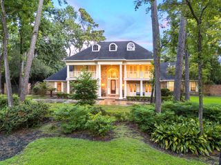 22 Thornhill Oaks Drive, Houston, TX 77015