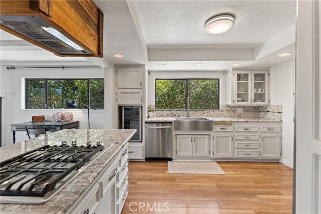 30276 Via Val Verde, Temecula, CA 92591