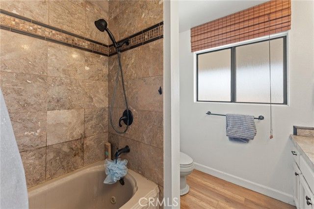 30276 Via Val Verde, Temecula, CA 92591