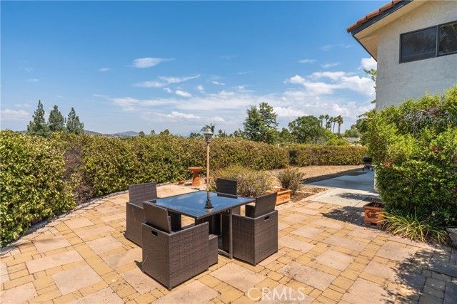 30276 Via Val Verde, Temecula, CA 92591