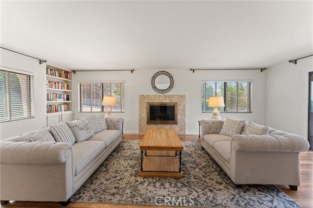 30276 Via Val Verde, Temecula, CA 92591