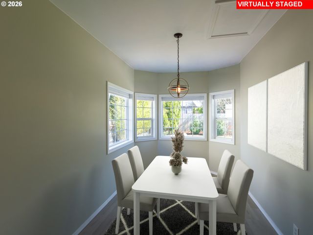 3985 SHENSTONE Dr, Eugene, OR 97404