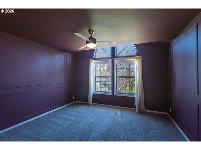 3985 SHENSTONE Dr, Eugene, OR 97404