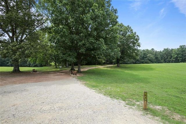 807 Village Greene NW, Marietta, GA 30064