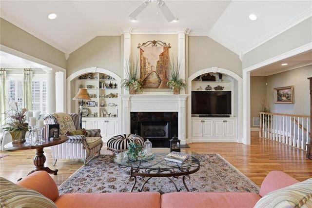 807 Village Greene NW, Marietta, GA 30064