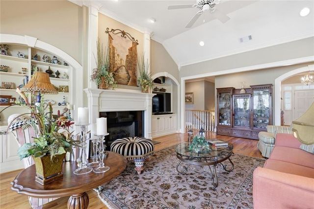 807 Village Greene NW, Marietta, GA 30064