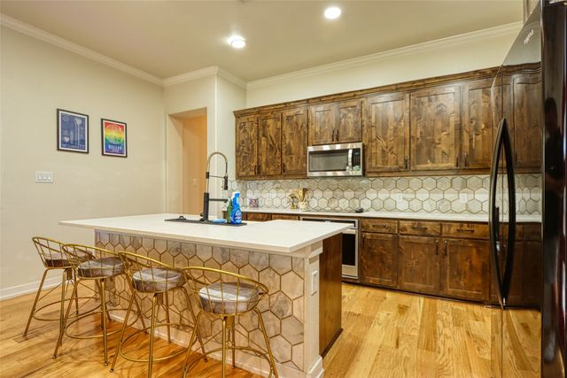 225 E 5th Street, Ferris, TX 75125