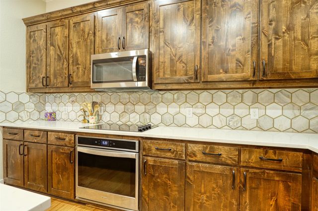 225 E 5th Street, Ferris, TX 75125