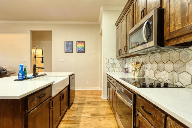 225 E 5th Street, Ferris, TX 75125