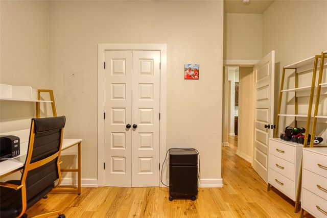 225 E 5th Street, Ferris, TX 75125