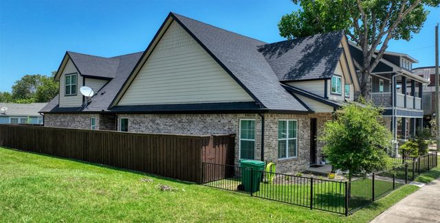 225 E 5th Street, Ferris, TX 75125