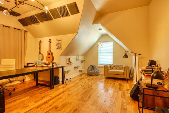225 E 5th Street, Ferris, TX 75125