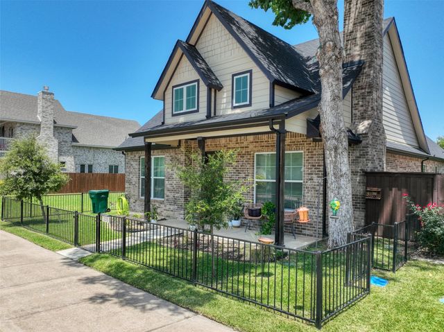 225 E 5th Street, Ferris, TX 75125