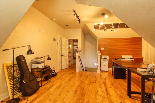 225 E 5th Street, Ferris, TX 75125