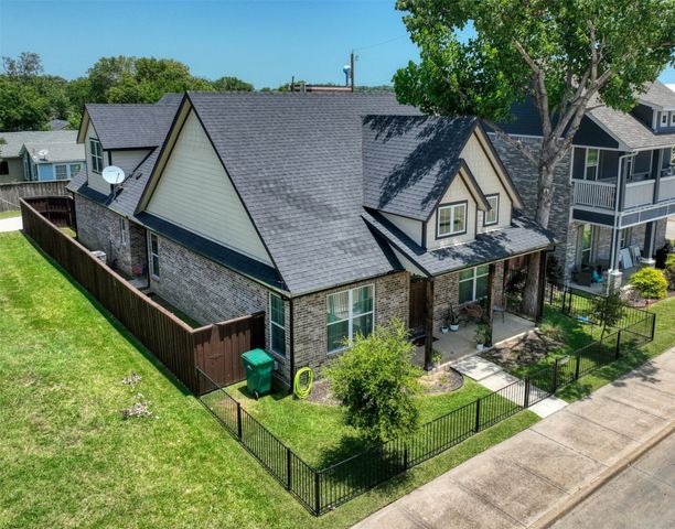 225 E 5th Street, Ferris, TX 75125