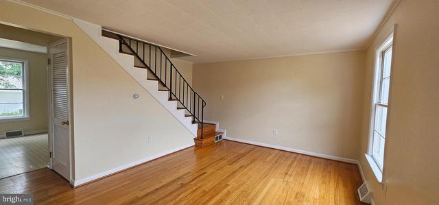 222 E WHITLOCK AVE, Winchester, VA 22601