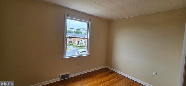 222 E WHITLOCK AVE, Winchester, VA 22601