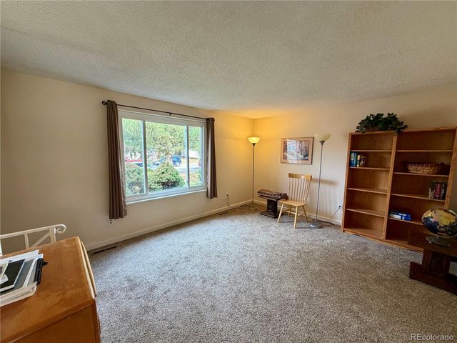5240 S Pagosa Way, Centennial, CO 80015
