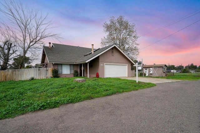 1465 Barnett Rd., Ramona, CA 92065