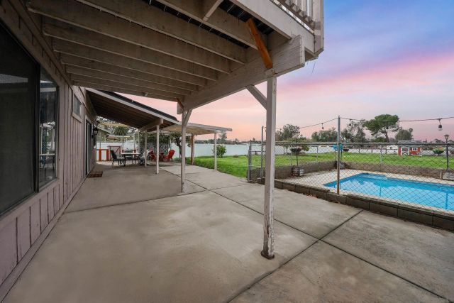 1465 Barnett Rd., Ramona, CA 92065