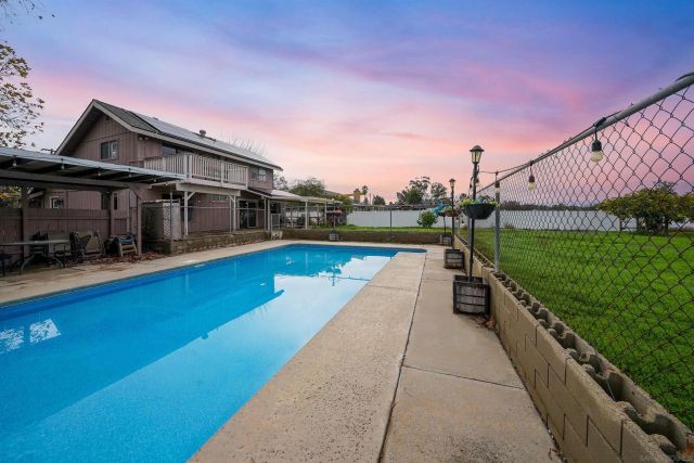 1465 Barnett Rd., Ramona, CA 92065