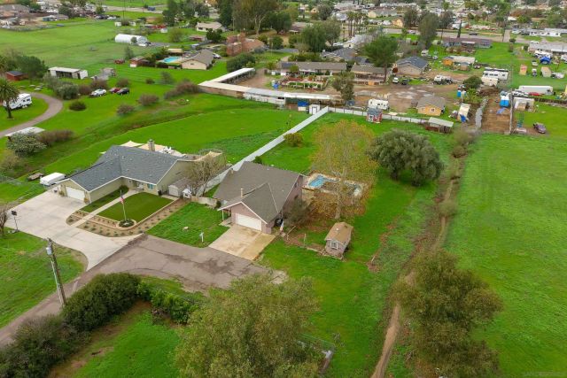 1465 Barnett Rd., Ramona, CA 92065