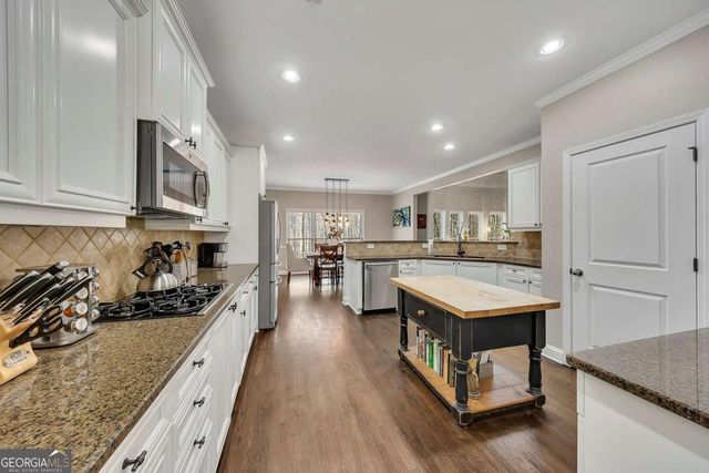 142 Rosebury Drive, Canton, GA 30115